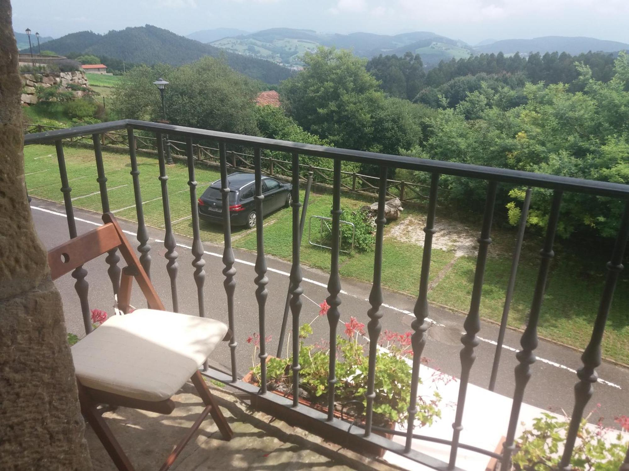 Pensjonat Fuente De Gueelo San Bartolomé de Meruelo Zewnętrze zdjęcie