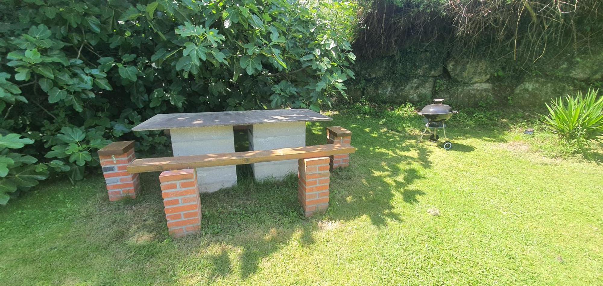 Pensjonat Fuente De Gueelo San Bartolomé de Meruelo Zewnętrze zdjęcie